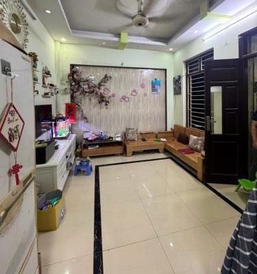 Bán nhà phố hoàng mai 32m2 5 tầng rất mới – Gần ô tô- giá 7.35 🏦 tỷ