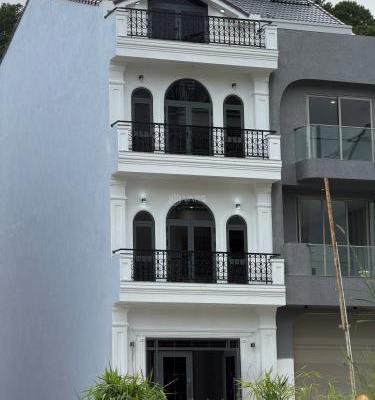 Bán nhà đẹp đúc 2 lầu khu Villa An Sơn,tp.Đà 🌊 Lạt giá rẻ chỉ 11.5 tỷ TL