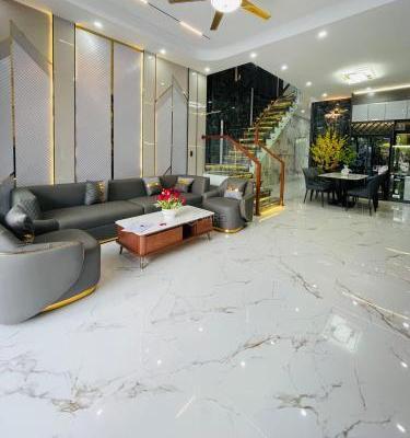 Bán Nhà mặt phố 118m²