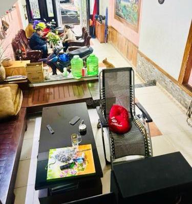 Chủ cần bán Nhà mặt phố 70m²