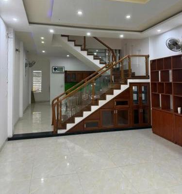 Cần bán Nhà mặt phố 100m²