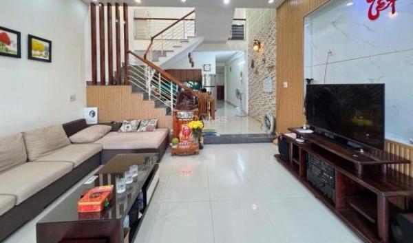 Chủ cần bán Nhà mặt phố 100m²