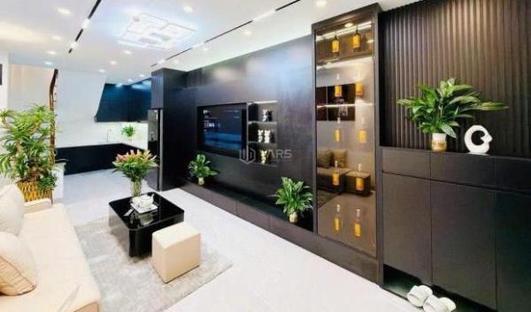 <mark style="background-color: transparent; font-weight: 400; ">Bán nhà Phố Thanh Nhàn - xây mới - 33m2 x 5 Tầng, đủ nội thất - 50m 🏬 ra phố - Sổ vuông</mark>