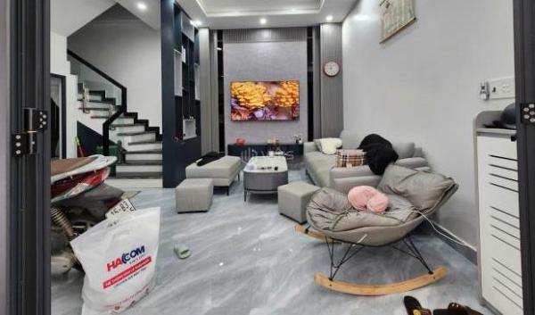 Bán nhà 3 🏣 tầng xây mới sân cổng ngõ 37 An Đà