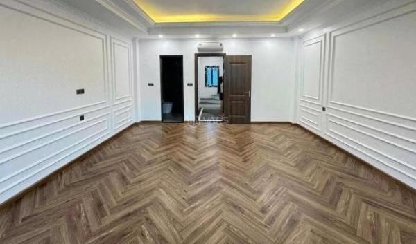 <mark style="background-color: transparent; font-weight: 400; ">Bán nhà mặt phố Nguyễn Văn Cừ, DT 🔥 61m, 7 tầng thang máy, MT 4m, giá 33.5 tỷ.</mark>