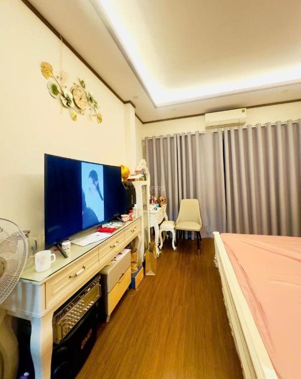 <mark style="background-color: transparent; font-weight: 400; ">🔥bán nhà tôn đức thắng, ôtô ngủ trong nhà, phân 🏡 lô, full nội thất, dt 45m2, 5t</mark>