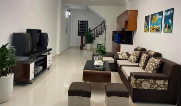 Gấp !!! Bán nhà Bồ Đề, Ngọc Thụy, Long Biên, 45 mét X 5 tầng nhà 🏤 dân xây được 3 năm