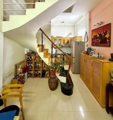 giả nhất ☘ quận đống đa 59m gá 11 tỷ tây sơn Ô TÔ ĐỖ CỬA.