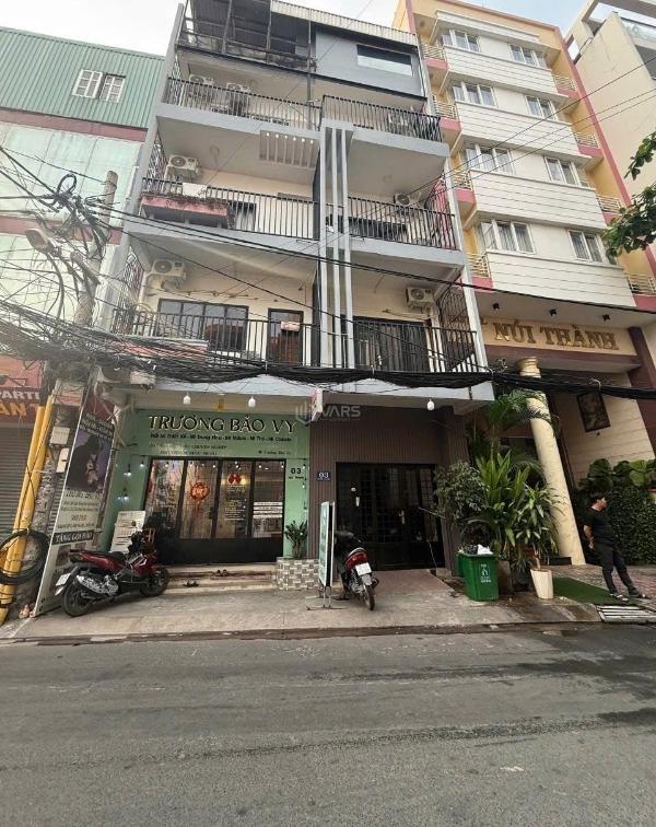 Bán Nhà mặt phố 101m²