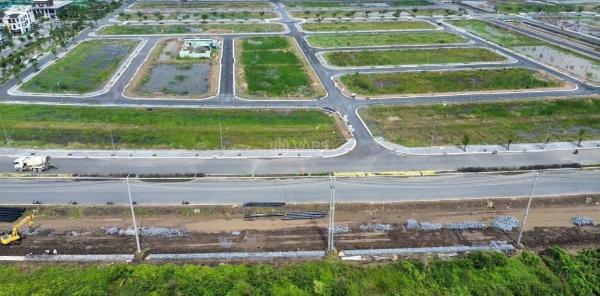 Bán gấp 4 lô liền kề 🏬 400m2 gần võ văn kiệt nối dài mt 18m -102m sh