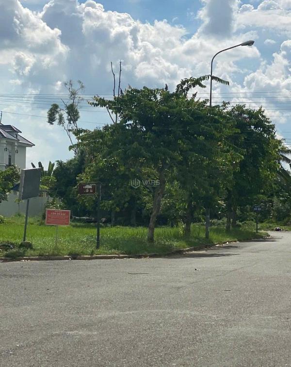 Cần bán Đất nền riêng lẻ 353m²