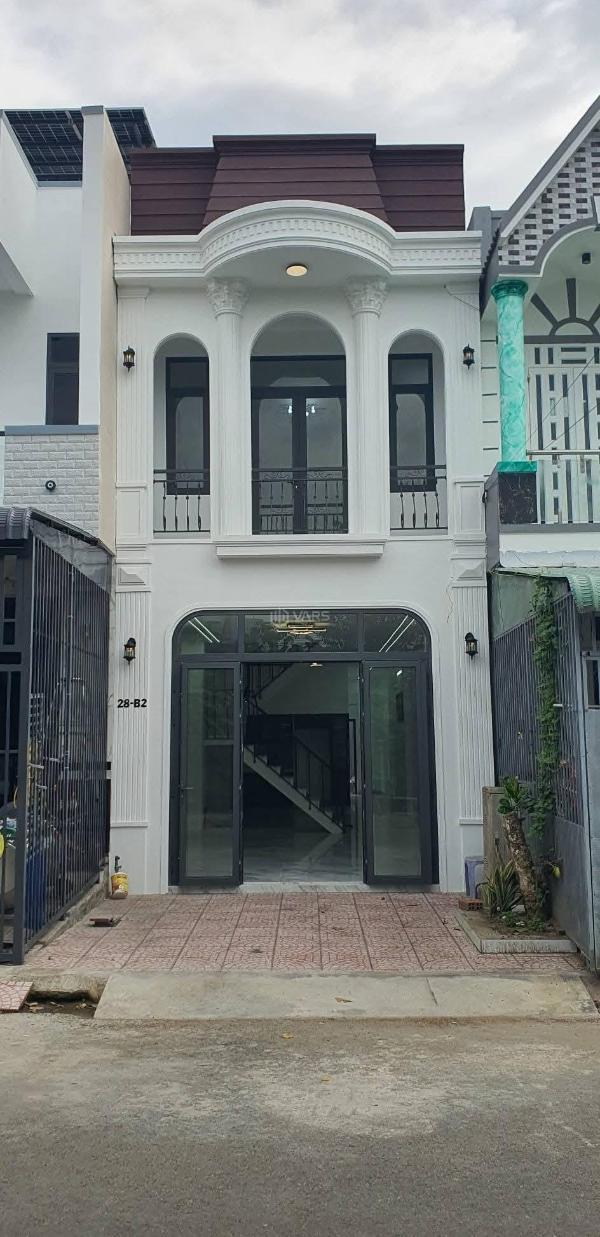 1 căn nhà hoàn 🏦 thiện mới 100% đường b2 kdc phú an, hưng phú, cần thơ