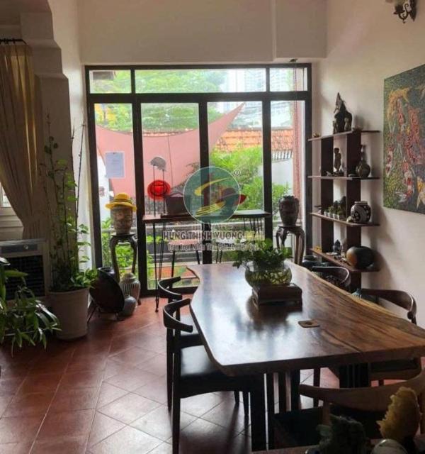 Chủ cần bán Nhà mặt phố 150m²