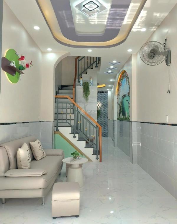 Bán Nhà mặt phố 120m²