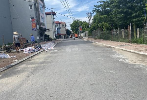 <mark style="background-color: transparent; font-weight: 400; ">Cần bán Đất nền Dự án 120m²</mark>