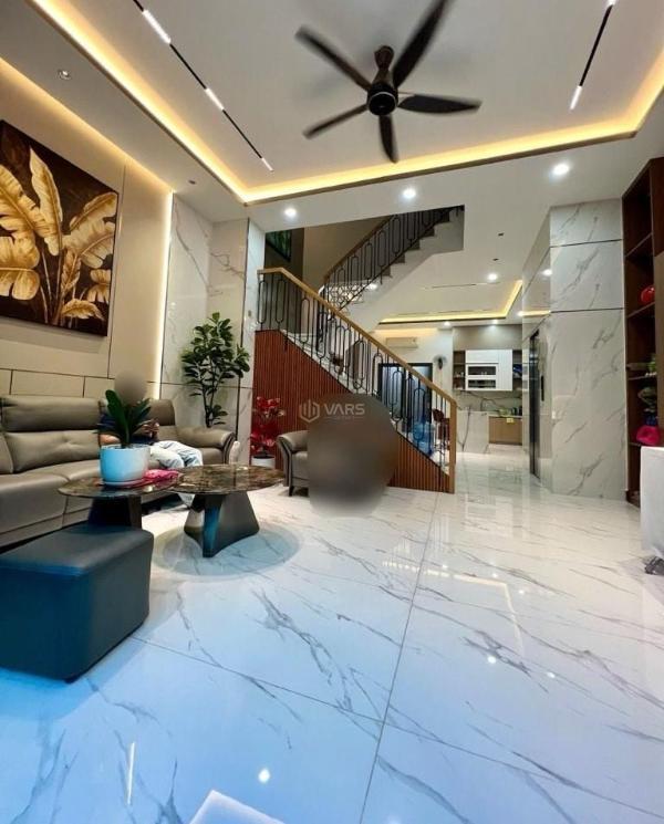 Chủ cần bán Nhà trong hẻm 97m²