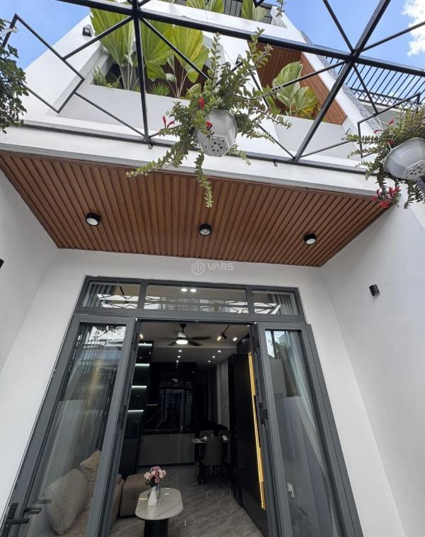 Chủ cần bán Nhà trong hẻm 63m²