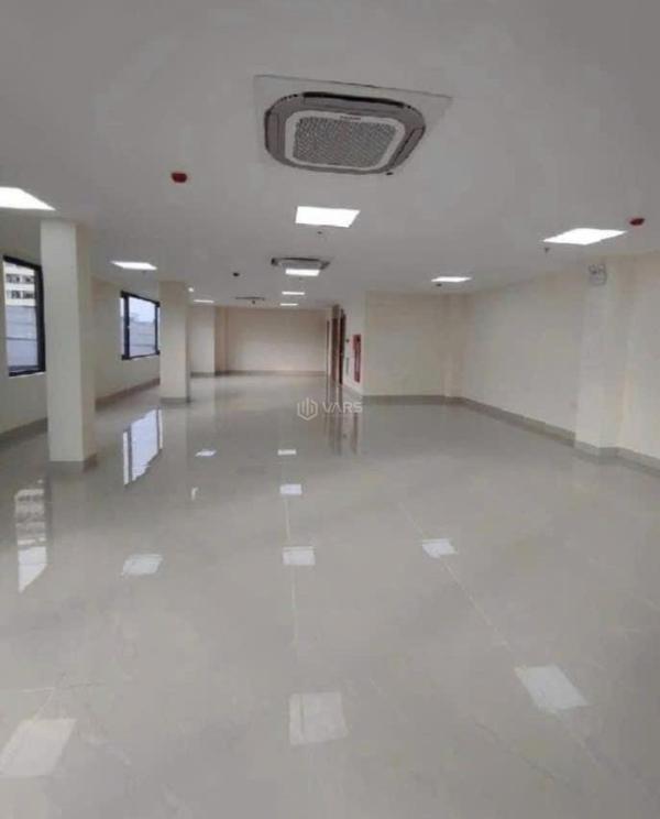 Chủ cần bán Nhà mặt phố 210m²