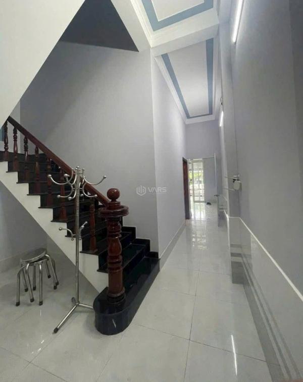 Cần bán Nhà mặt phố 120m²