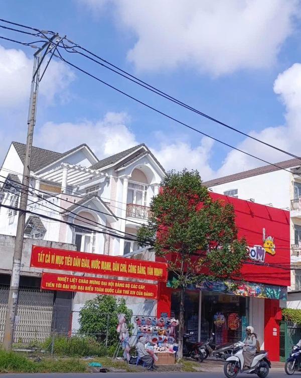 Bán nhà 2 lầu mặt tiền đường mậu thân , nhà đang có 🏠 hợp đồng thuê gần 70 triệu/t