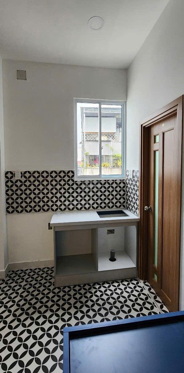 Cần bán Nhà trong hẻm 130m²