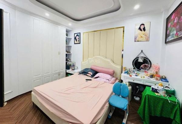 Cần bán Nhà mặt phố 20m²