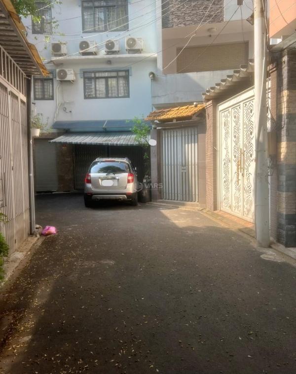 Bán Nhà trong hẻm 70.95m²