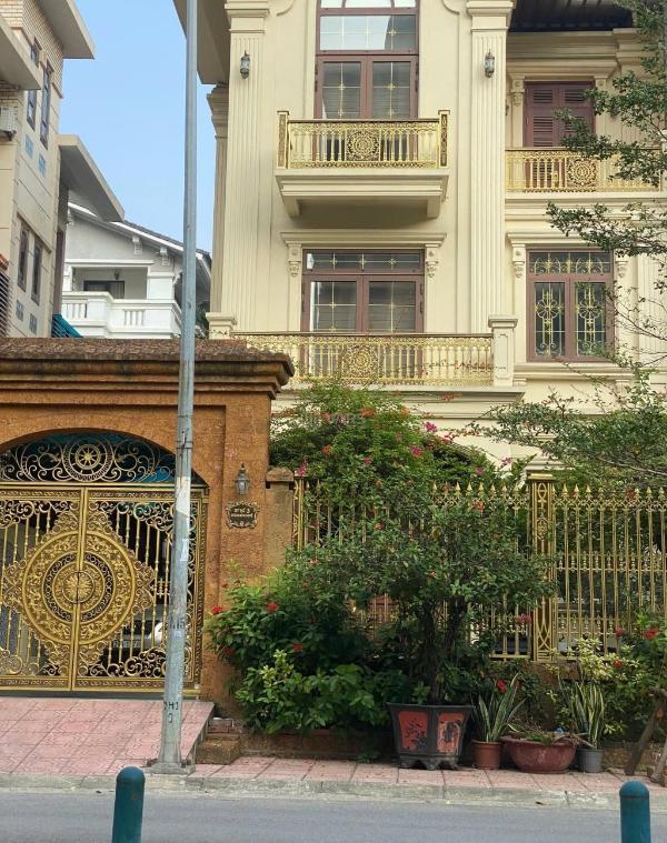 Cho thuê biệt thự view thoáng kđt mỹ đình 2. dt 200m xd 110m x 4 tầng, 🏦 mt 12m.