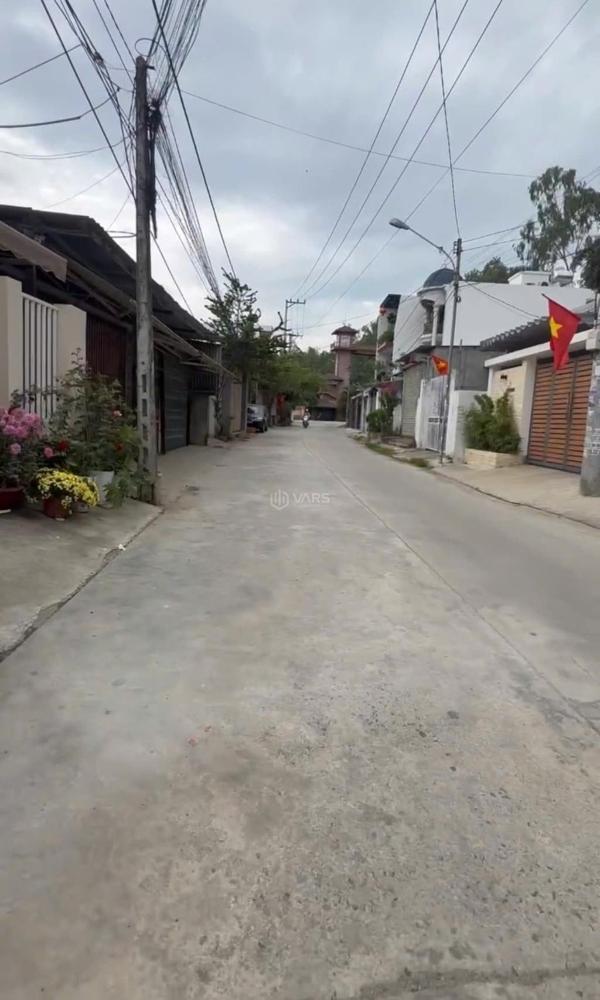 <mark style="background-color: transparent; font-weight: 400; ">Bán nhà(ngộpbank)-2tầng-dt230m2-ngang10m-3pn-ôtô 7m ☘ -gần biển-tây nha trang-5t4</mark>