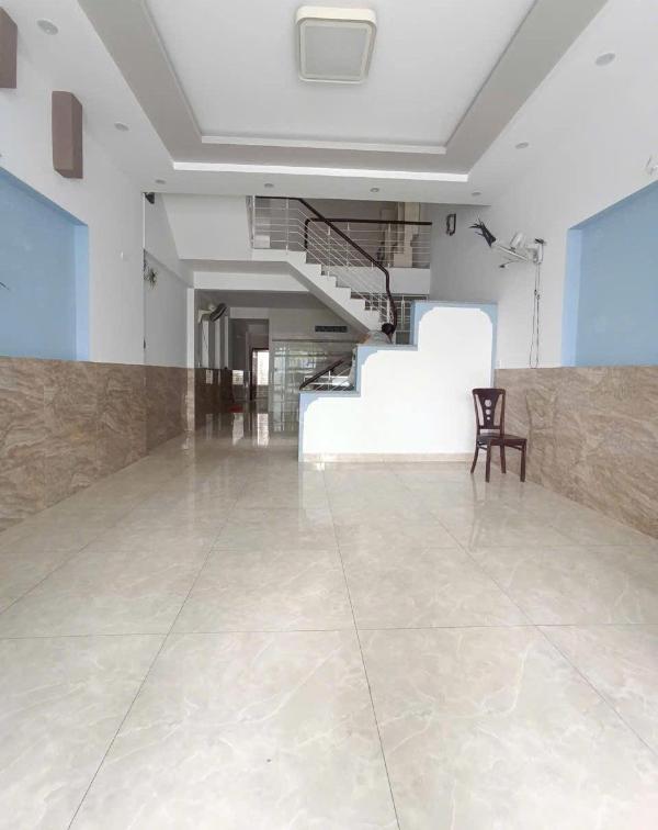 Cần cho thuê Nhà mặt phố 125m²