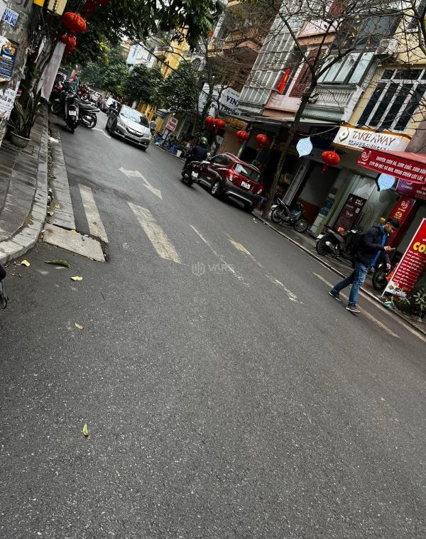 Nguyễn trãi hà đông - nhà 🏠 mặt phố kinh doanh - lô góc dt 108m2 mt 11m giá đt