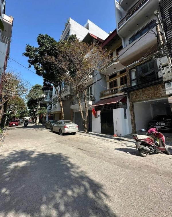 Bán nhà khu 918 phúc 🏦 đồng - 7 tầng thang máy - đường 15m - full nội thất.