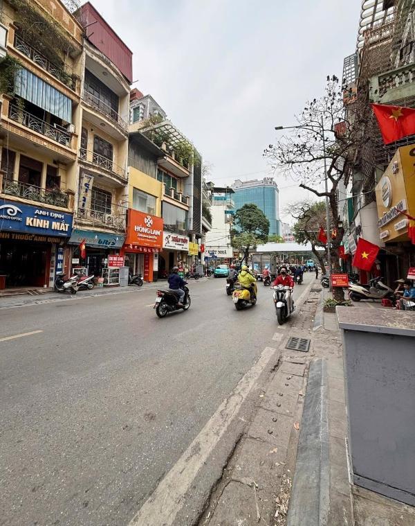 Chủ cần bán Nhà mặt phố 95m²