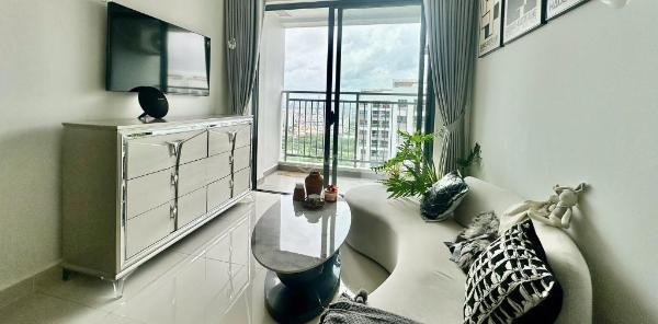 Căn hộ mới 2pn kế sân bay view hồ bơi ☘ 2tỷ16 sẵn nội thất, bao sổ