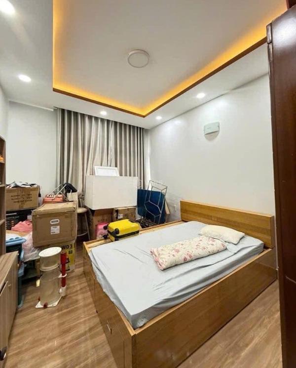 Hiếm bán nhà 5 🏠 tầng cực đẹp hai bà trưng, 36m2, chỉ 7.1 tỷ tl