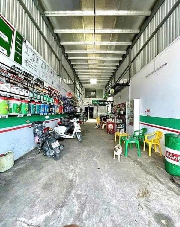 Chủ cần bán Nhà mặt phố 158m²
