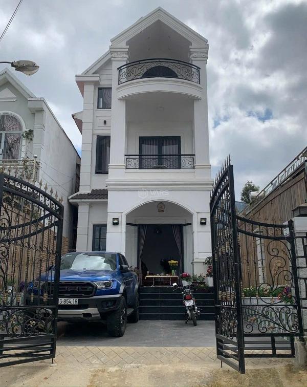 Chủ cần bán Condotel (Căn hộ du lịch) 195m²