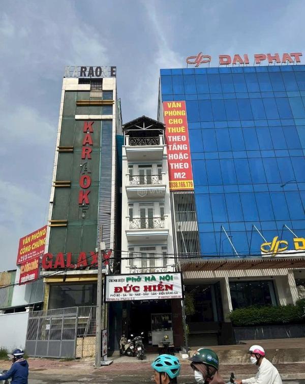 Bán 🏠 gấp-nhà mặt tiền đang kinh doanh-quận 12