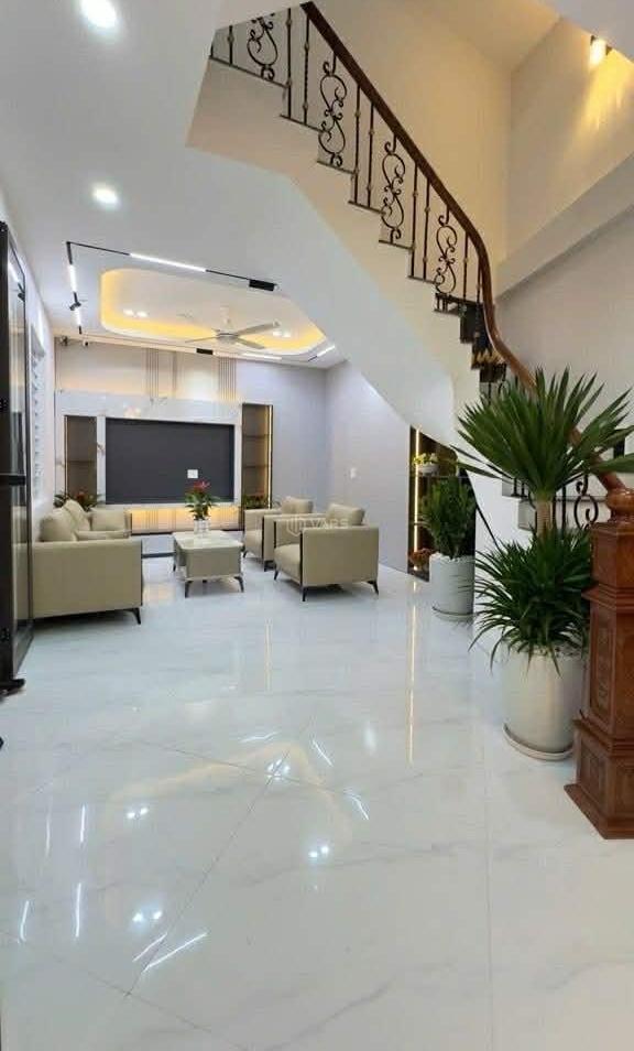 <mark style="background-color: transparent; font-weight: 400; ">Nhà phố cảm hội, dt 🆘 50m2, hiếm nhà bán, tầng, ngõ rộng, ô tô đỗ cổng, giá 9.xtỷ.</mark>