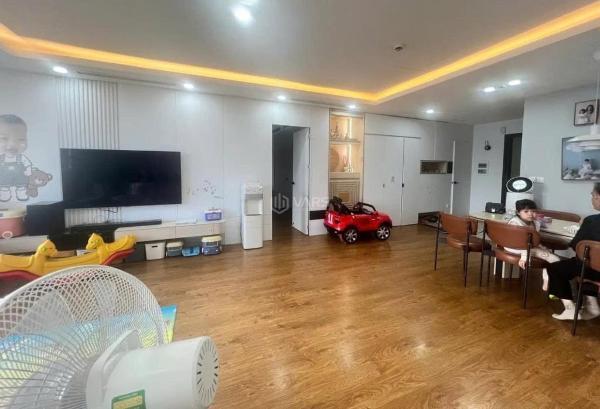 <mark style="background-color: transparent; font-weight: 400; ">Bán căn hộ 4 ngủ chung ☘ cư the parkhome,thành thái,cầu giấy,slot ô tô chỉ 23,5 ty</mark>