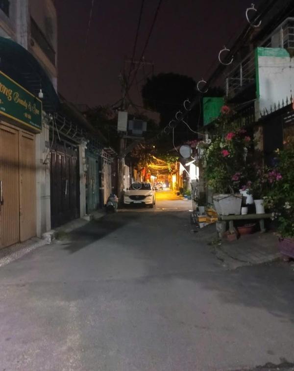 Cần bán Nhà trong hẻm 52m²