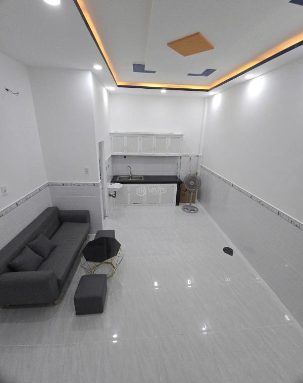 Mặt tiền trường tiểu học bình long giáp 🏡 tân phú 24m2 2 tầng shr chỉ 3.25 tỷ