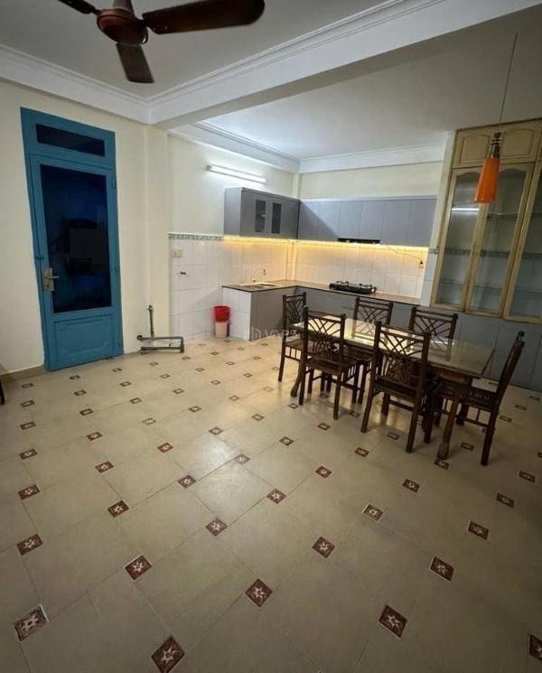 Cần bán Nhà trong hẻm 98m²