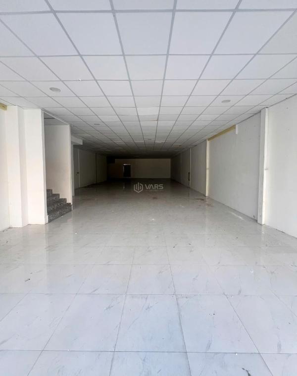 Cần bán Nhà mặt phố 500m²