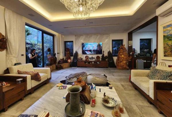 Bán nhà mặt phố liễu giai nội thất siêu 🔥 đẹp, 105, mặt tiền rộng, lô góc vip