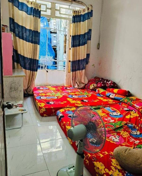 <mark style="background-color: transparent; font-weight: 400; ">Chỉ 2,95 tỷ, nhà 2 tầng, btct kiên 🏚️ cố, sát mặt tiền, shr, 32m2, không qh, lg</mark>