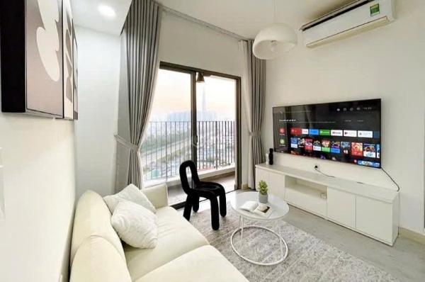 Ch vị trí vàng 🏦 56m2/2pn , ở ngay , shr bao vat , full nt ,view hồ bơi , bank 70%