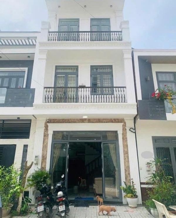 Bán nhà trệt 2 lầu full nội thất đường số ☘ 7 khu tái định cư văn hoá tây đô