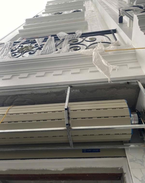 Nhà đẹp mới tinh - sổ đỏ - trong đê - bát 🏤 khối - hiếm