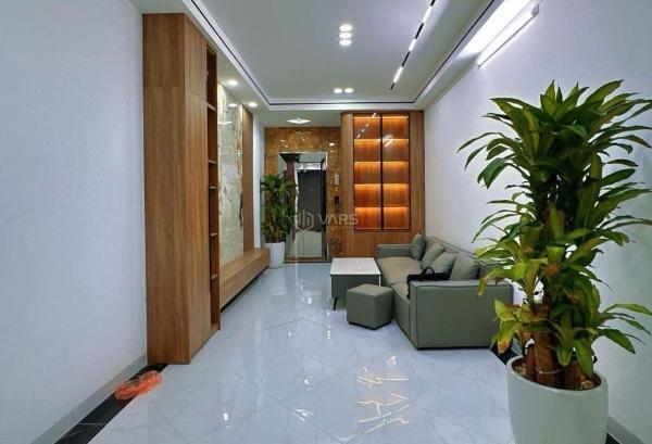 Bán ☘ nhà đẹp thang máy - hoàng văn thái - 38m2*5t - ngõ bagac tránh - gần phố